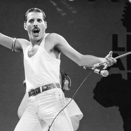 Queen — Live Aid (1985)